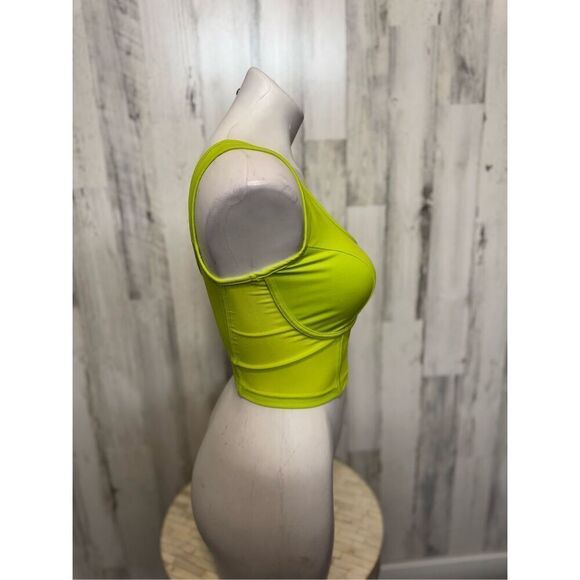 Sofia Vergara active lime green crop top - Picture 2 of 6